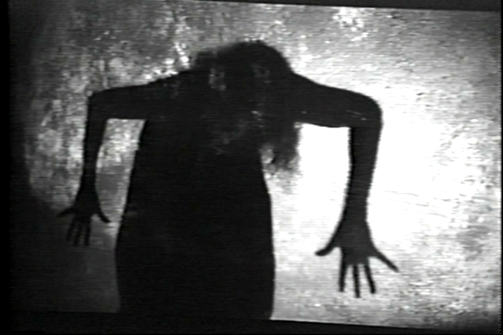 ARTAUD - Vídeo-ensaio